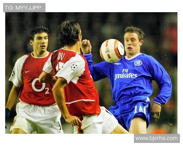 足球巨星传记全景回顾:从草根到巅峰的奋斗历程与传奇人生 足球巨星传记全景回顾:从草根到巅峰的奋斗历程与传奇人生