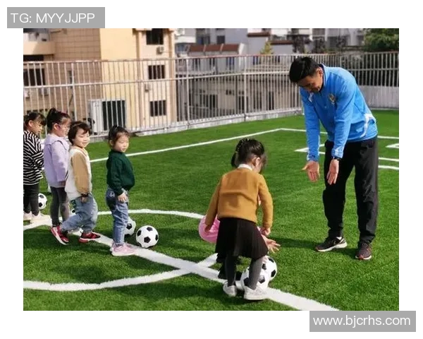 足球明星如何度过圣诞节假期与家庭朋友共度温馨时光